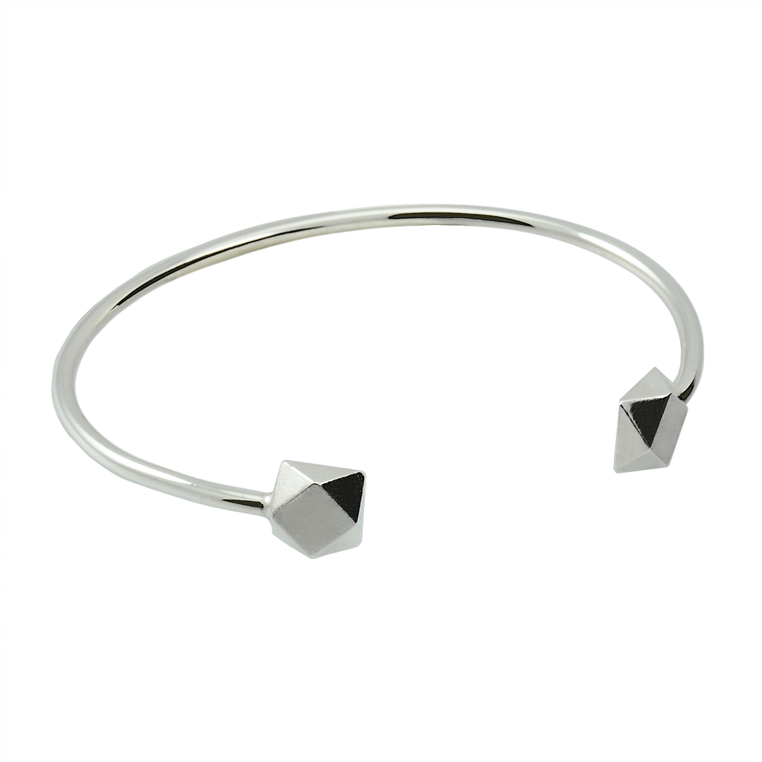 Camilla Mustikka Granat Stelt armband