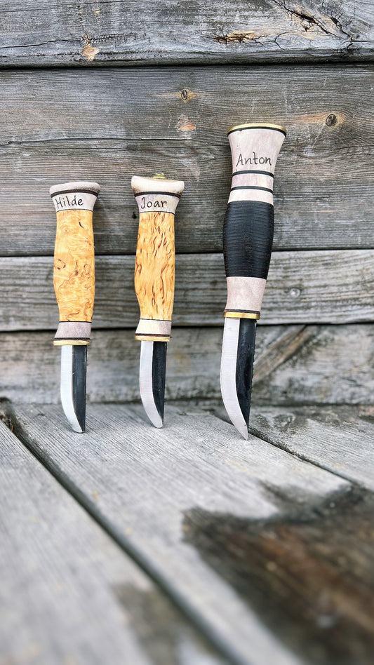 Barnkniv 6,2 cm masurbjörk & renhorn