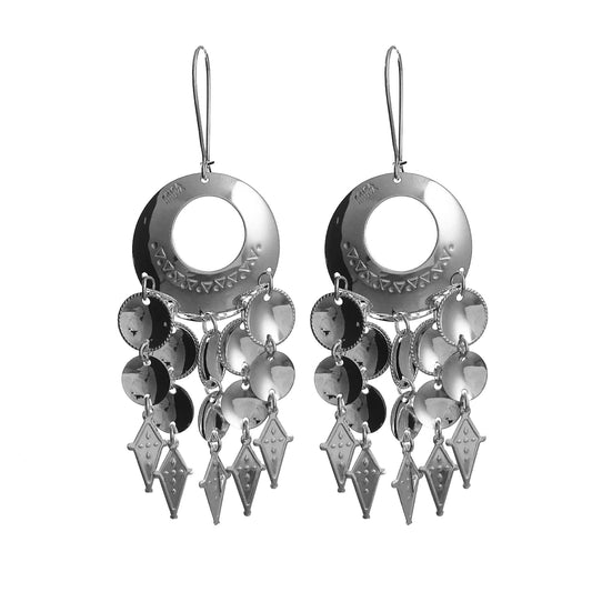 Erica Huuva långa örhängen Árbevierru endelöv