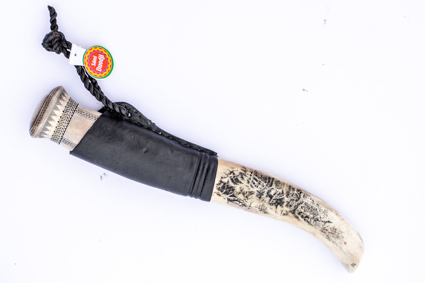 Exklusiv halvhornskniv med damaskusstål av Ola Landin