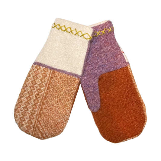 Stickade och filtade ullvantar lila/orange