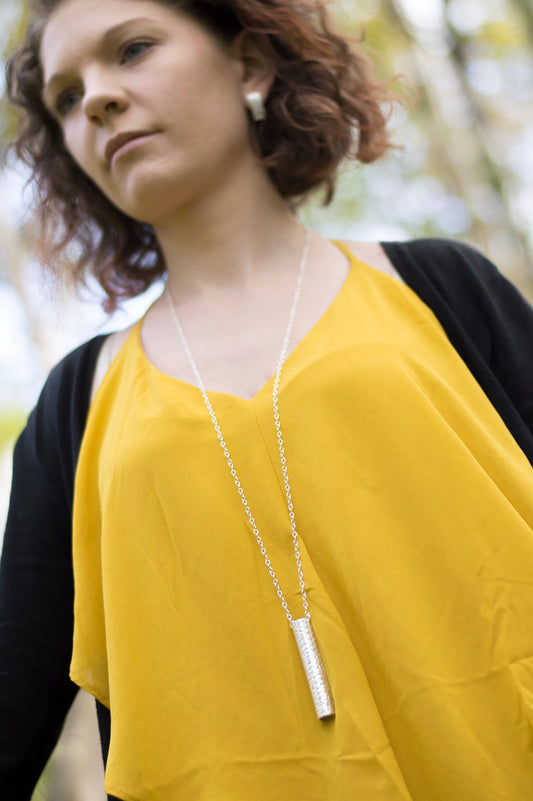 Camilla Mustikka Björk långt halsband