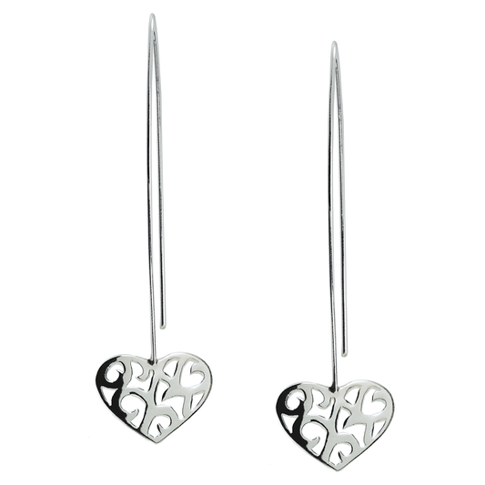 Camilla Mustikka Taggig hjärta långa örhängen