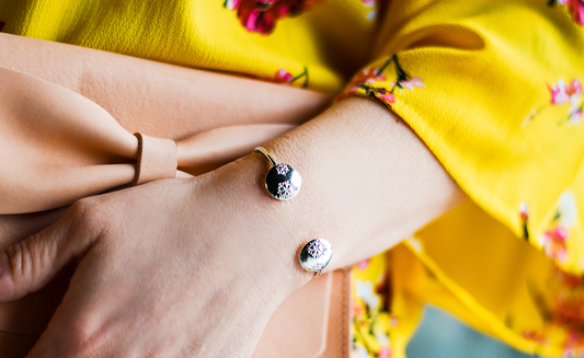 Camilla Mustikka Snöflinga stelt öppet armband